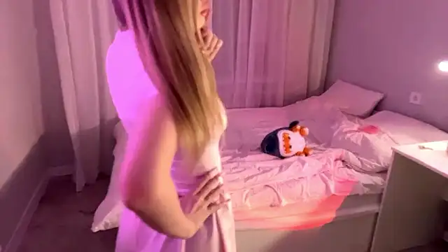 Онлайн чат XXX Between_Eeys