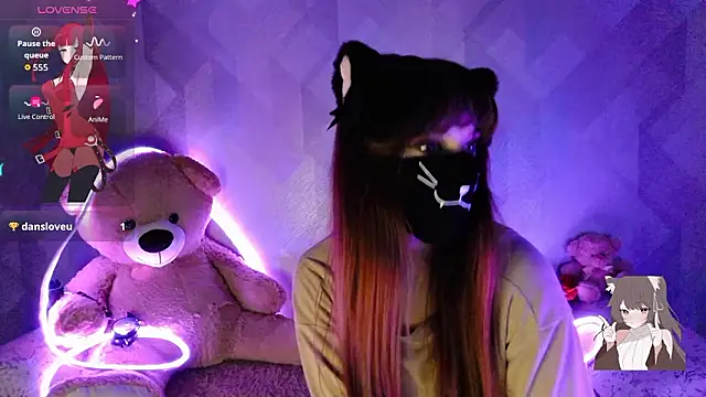 llonaMaskのライブXXXチャット