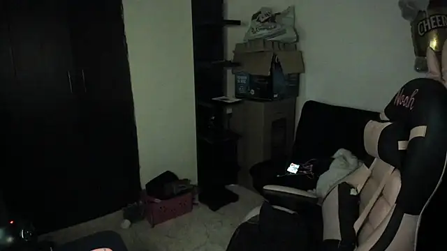 NoahWilliams_: онлайн-секс-чат