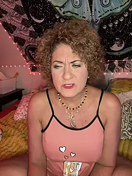 SuzyCatzz Live XXX-chat