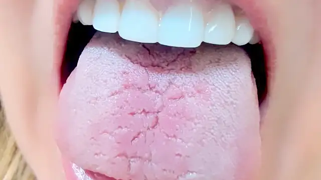 Chat +18 de Nayla_Garner ao vivo