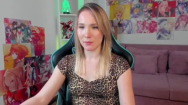 ElaraVoltage: онлайн-секс-чат