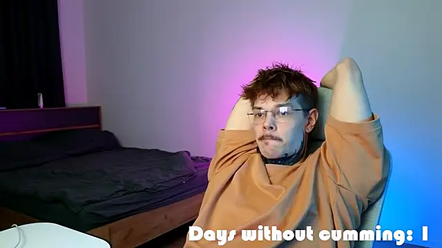 DENIS_HERE লাইভ XXX চ্যাট