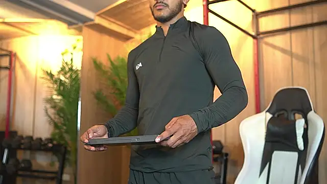 Reik_Vonn Adlı Modelin Canlı XXX Sohbeti