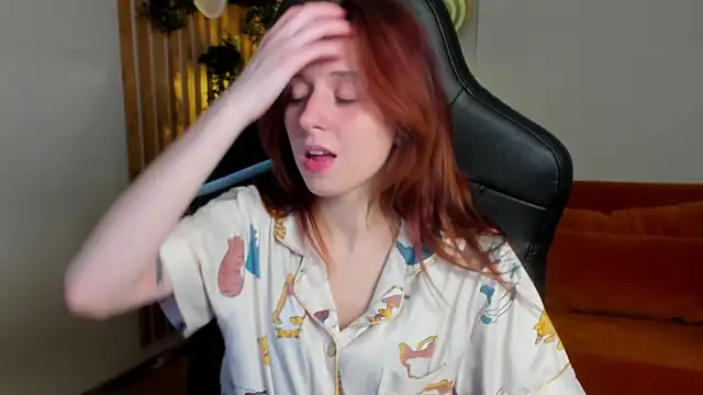 XXX chat uživo modela FreyaVey