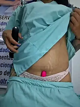 CAROLINE__07 Live XXX-chat