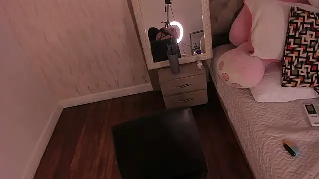 Lila_clark Live XXX-Chat