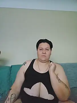 DevilDahm élő XXX-chatje