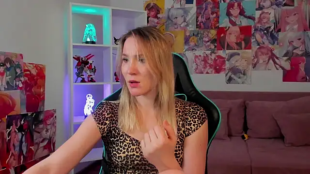 ElaraVoltage Live XXX-chat