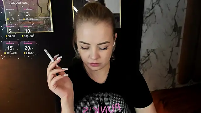 XXX chat uživo modela StephanieSweety