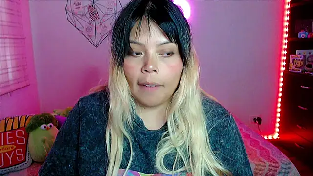 EllieMoonX 现场XXX聊天