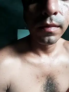 axel69consentido Adlı Modelin Canlı XXX Sohbeti