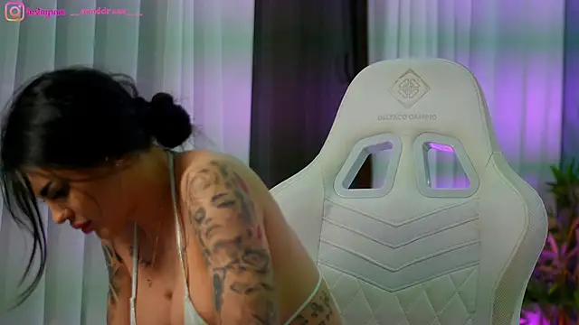 perfectt33n's Live XXX Chat