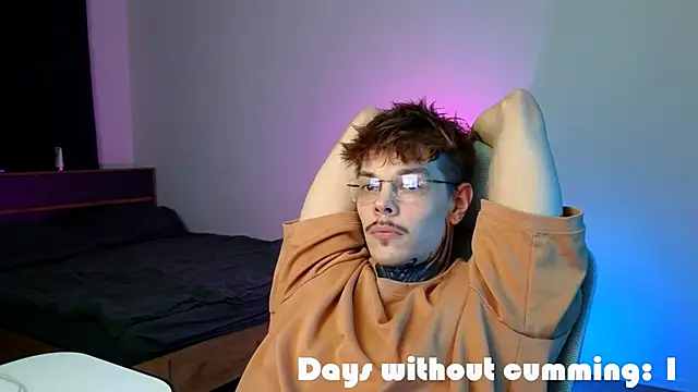 DENIS_HEREのライブXXXチャット