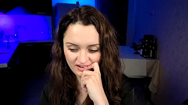 Cerann1のライブXXXチャット