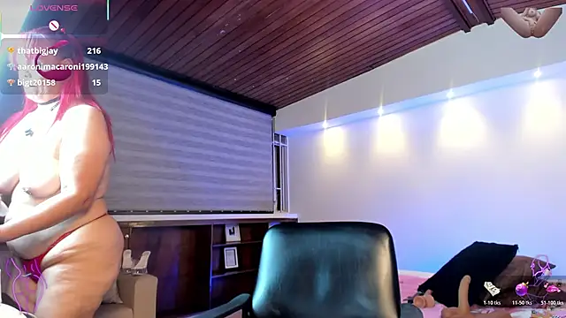 Chat XXX en directo de victoria_mooree