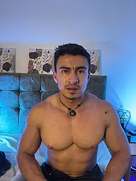 Chat +18 de Chris_Clarck ao vivo