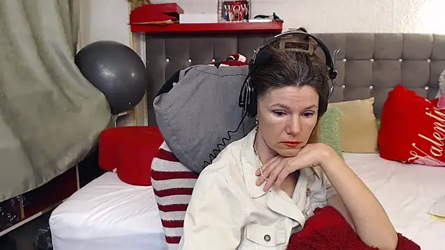 kellyterapy Adlı Modelin Canlı XXX Sohbeti