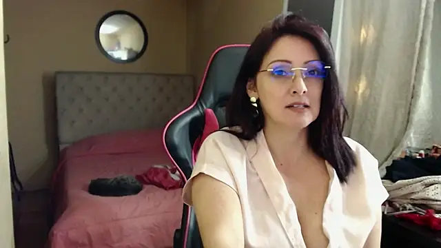 Carol_Scottt: онлайн-секс-чат