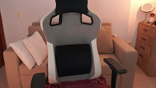 Chat XXX en directo de anyacutex