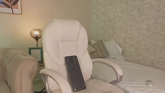 DahianaWalcott 现场XXX聊天