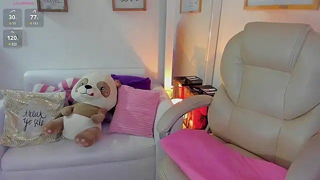 XXX chat uživo modela zobe_love