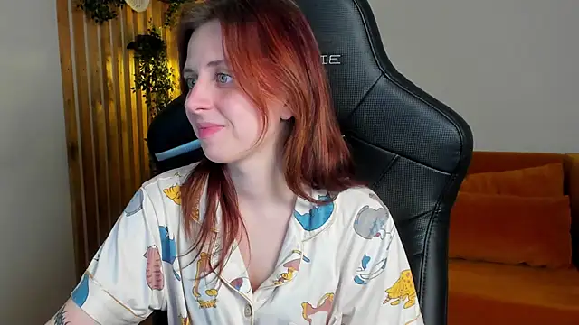 FreyaVey live XXX chat