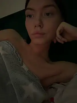 Lisaaa_Alisa Live XXX-Chat