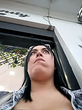 Lesly_10- Live XXX-Chat