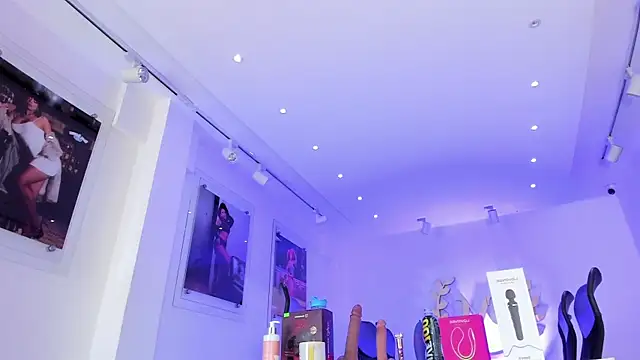 ChantalHansn Live XXX chat