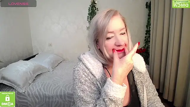 hunters_woman: απευθείας συνομιλία ΧΧΧ