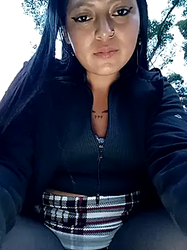 LunaHot_777: απευθείας συνομιλία ΧΧΧ