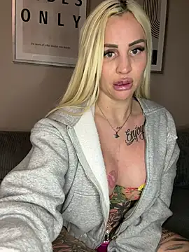 CoraDiamond Live XXX-Chat