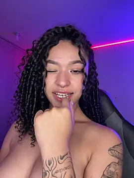 Chat +18 de crystal_dlun ao vivo