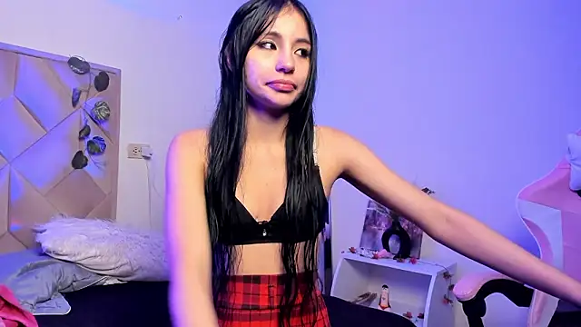 Chloe_Miller_2 Live XXX-Chat