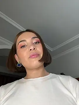 Tatar_Vesna Pertunjukan Webcam