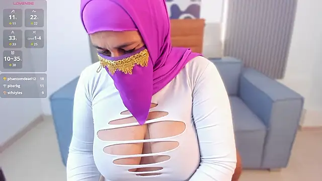 Nadia_Priveen Live XXX chat