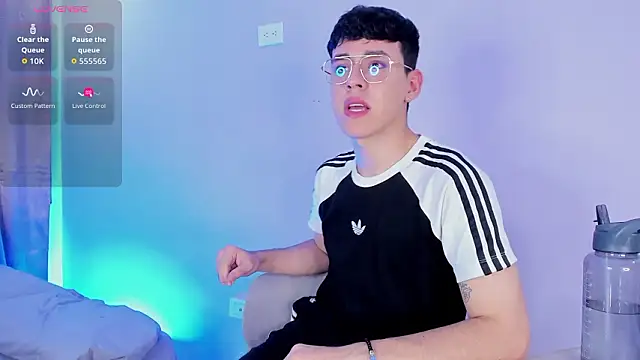 Pokazy przed kamerką – IanBlake_