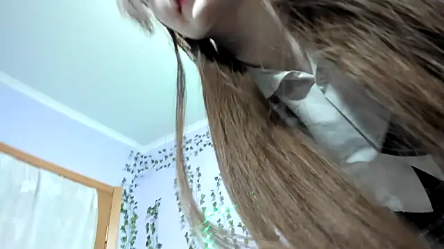 Yoonhee_kiのライブXXXチャット