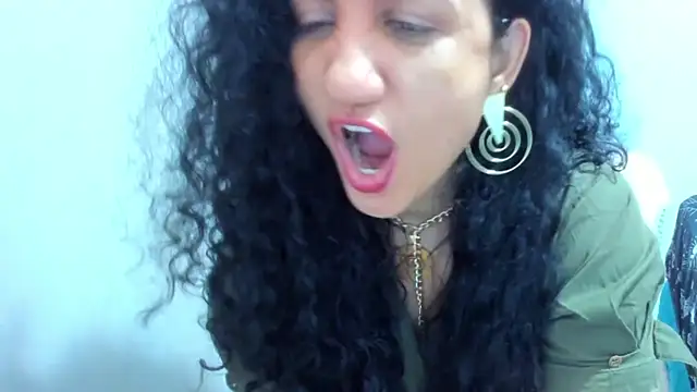 alaskmiller1のライブXXXチャット