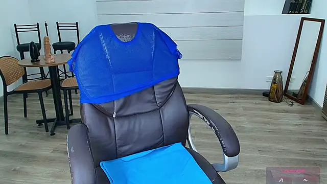 Apolotherock live XXX chat