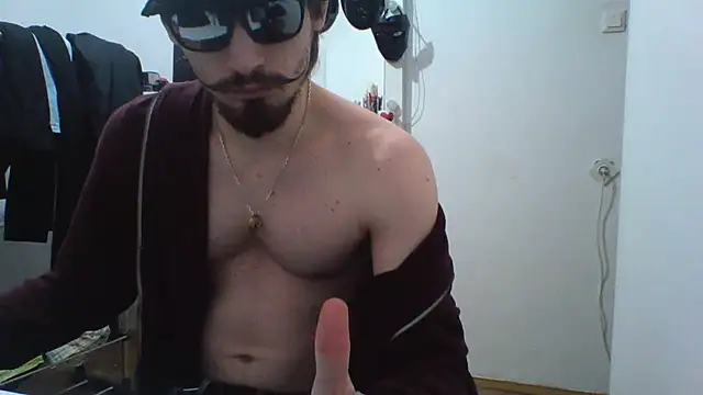 KaelNox Show in webcam