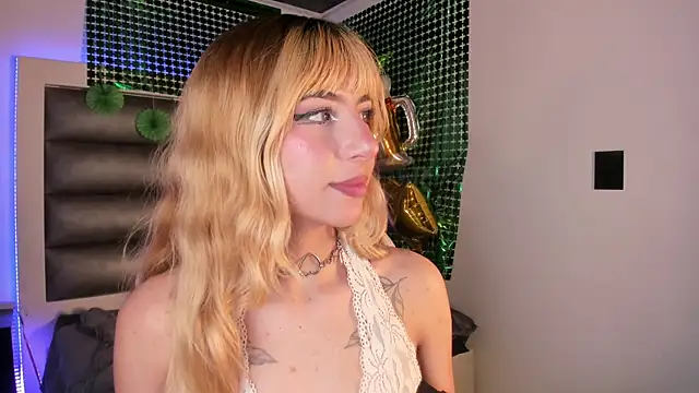 adhalee_js Live XXX-Chat