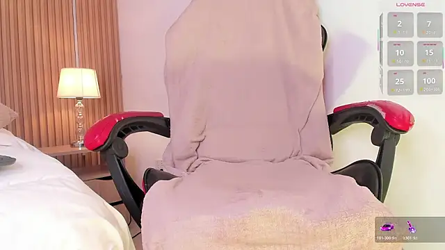 دردشة Tomy_Rox الجنسية المباشرة