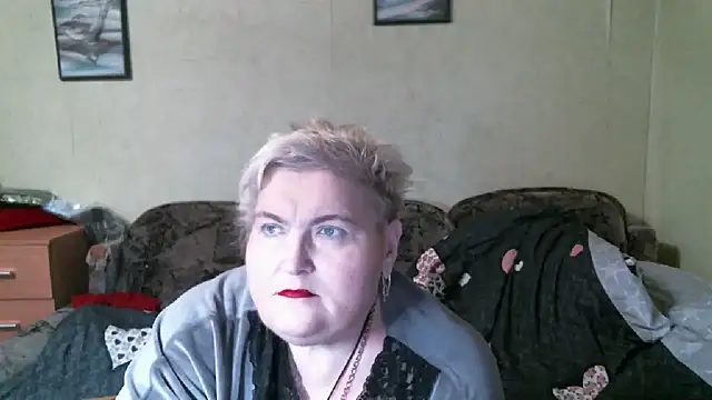 Lana555's Live XXX Chat