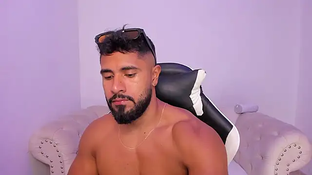 Santiago_huntt Live XXX-Chat