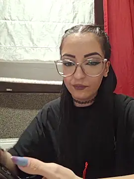 แชท XXX สดของ AllexyAle