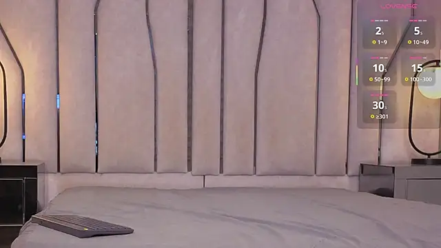 Živý XXX chat CHARLIE_WALKERR