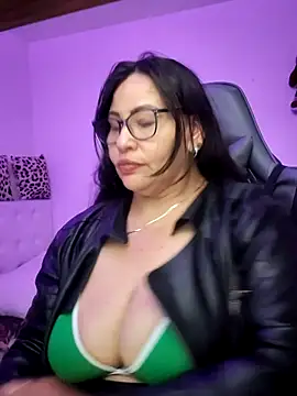 esmeralda_milf Live XXX-Chat