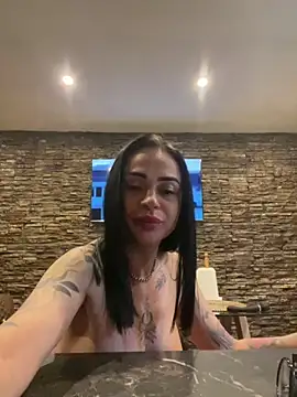 BrianaBloom Webcam Show